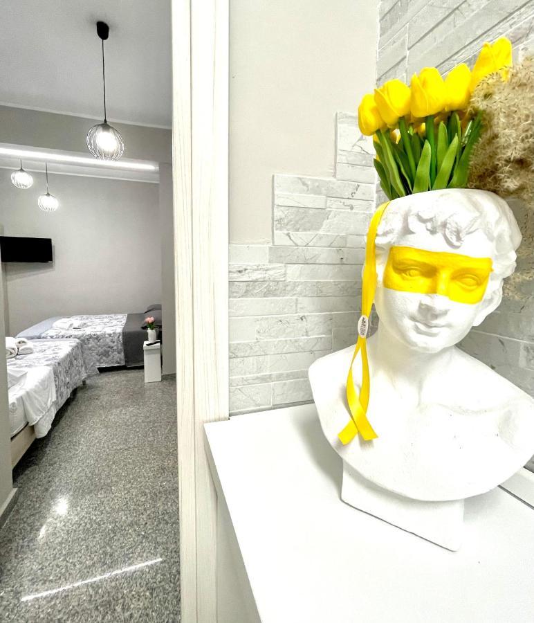 レッジョ・ディ・カラブリア Charm Airport Bed & Breakfast エクステリア 写真